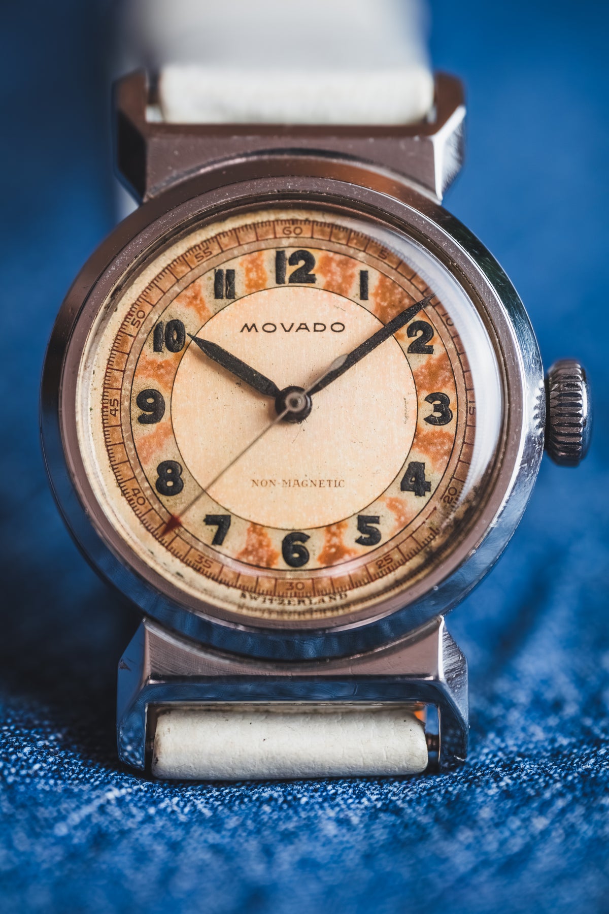 
Movado Acvatic montre vintage acier