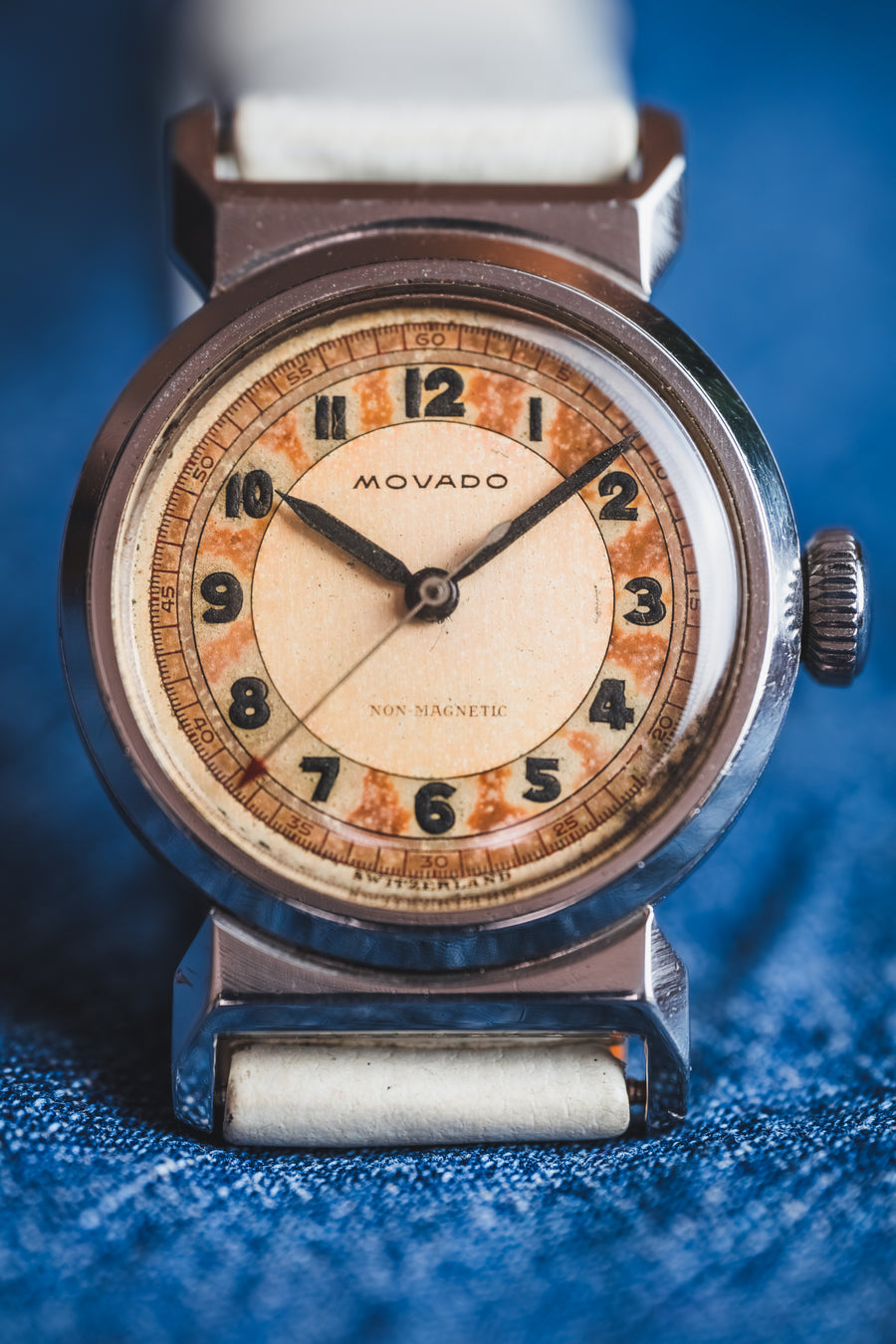 
Movado Acvatic montre vintage acier