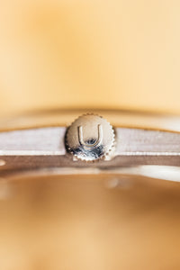 
Universal Genève Altesse montre vintage acier