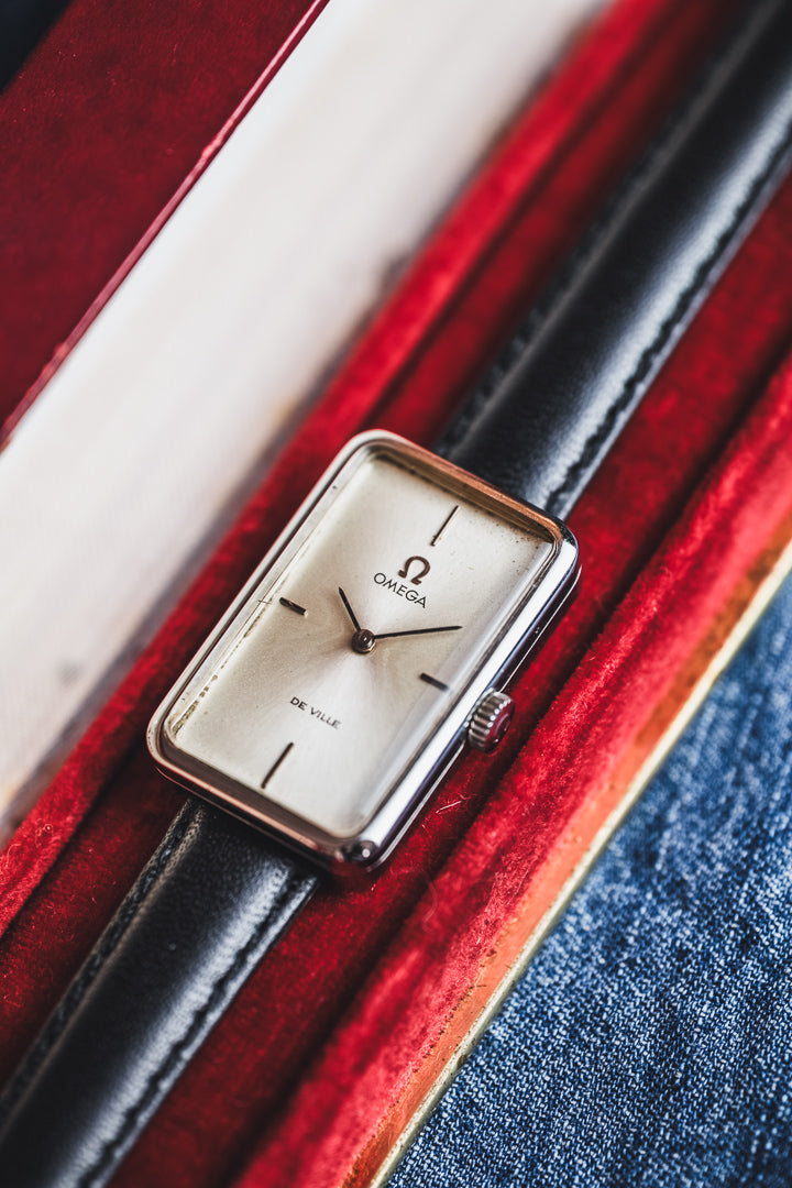 
Omega Deville montre vintage acier
