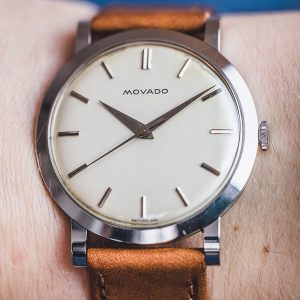 
Movado Silhouette montre vintage acier