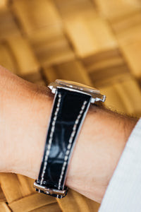 
Universal Genève Altesse montre vintage acier