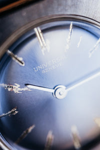 
Universal Genève Altesse montre vintage acier