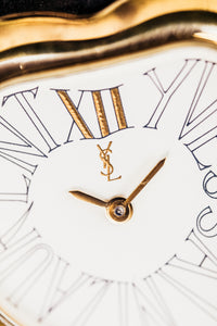 
Yves Saint Laurent Cœur montre vintage plaqué or