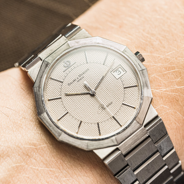 
Baume & Mercier Riviera montre vintage acier