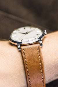 
Movado Silhouette montre vintage acier