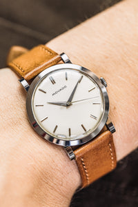 
Movado Silhouette montre vintage acier